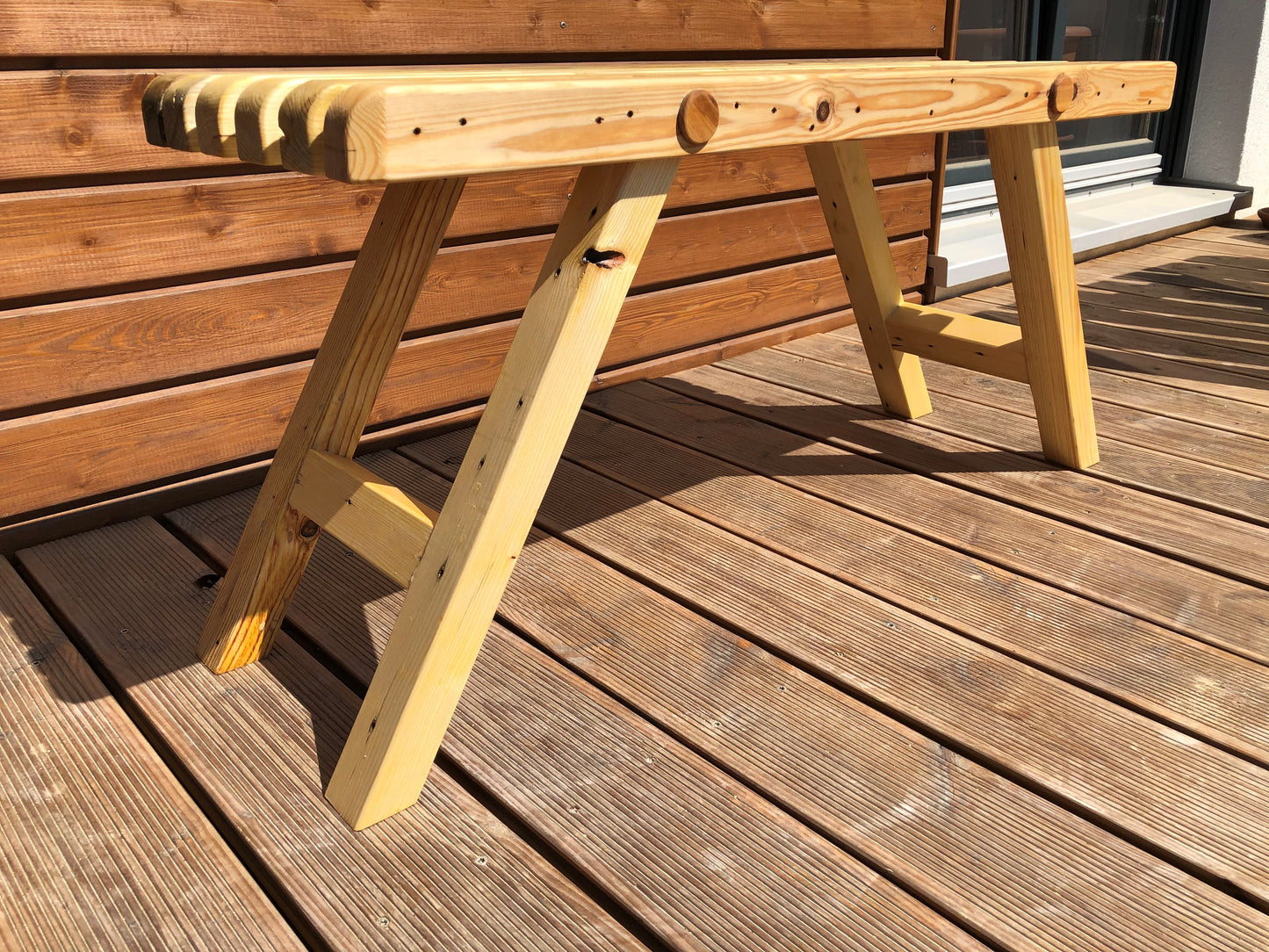 Garden bench - upcycled pallet wood