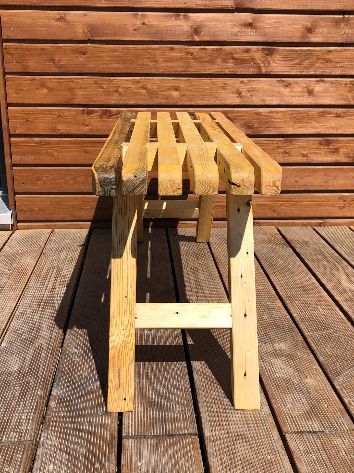 Garden bench - upcycled pallet wood