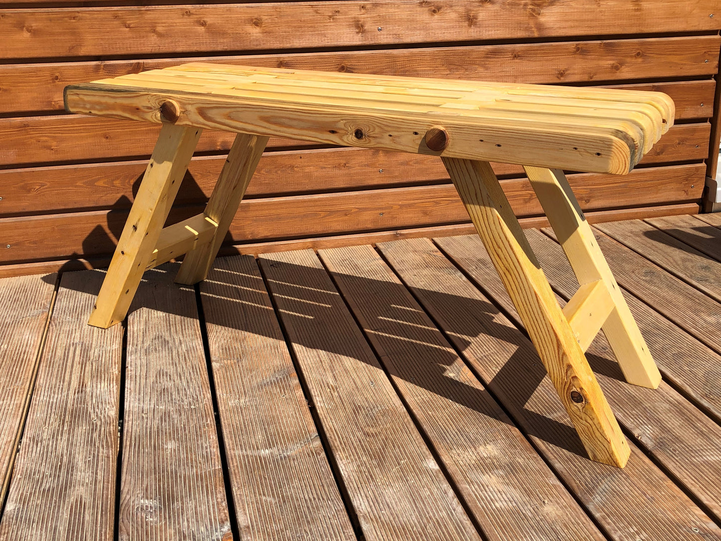 Garden bench - upcycled pallet wood