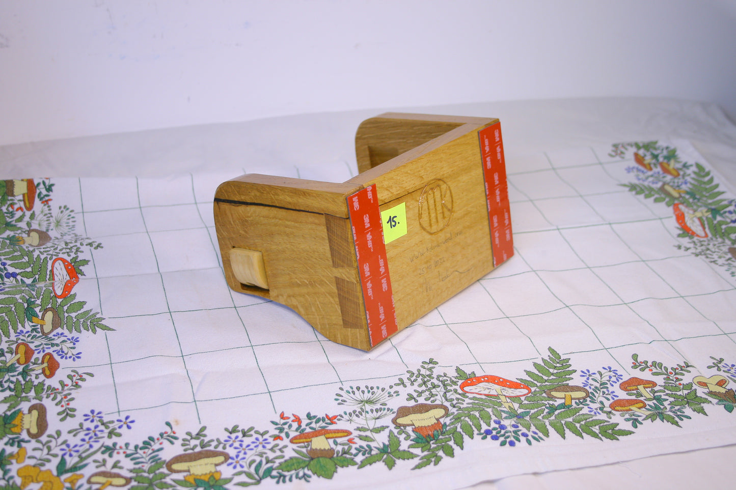Oak toilet paper holder Nr.15