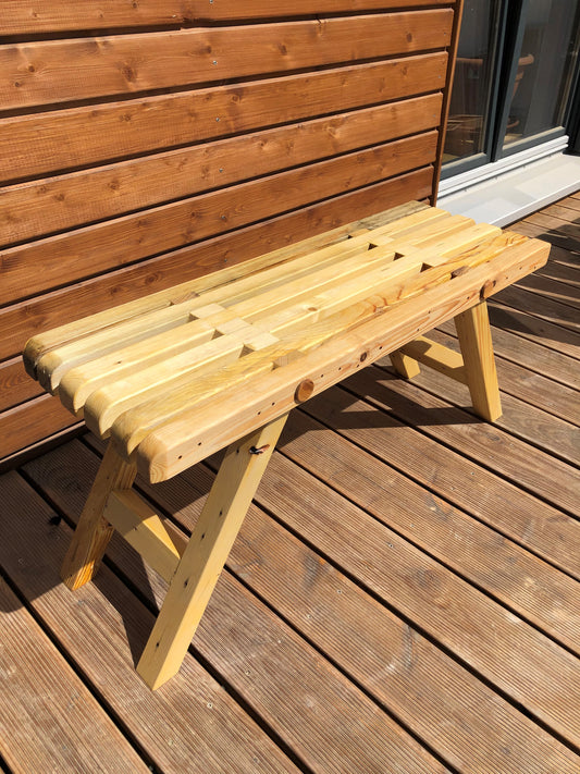 Garden bench - upcycled pallet wood
