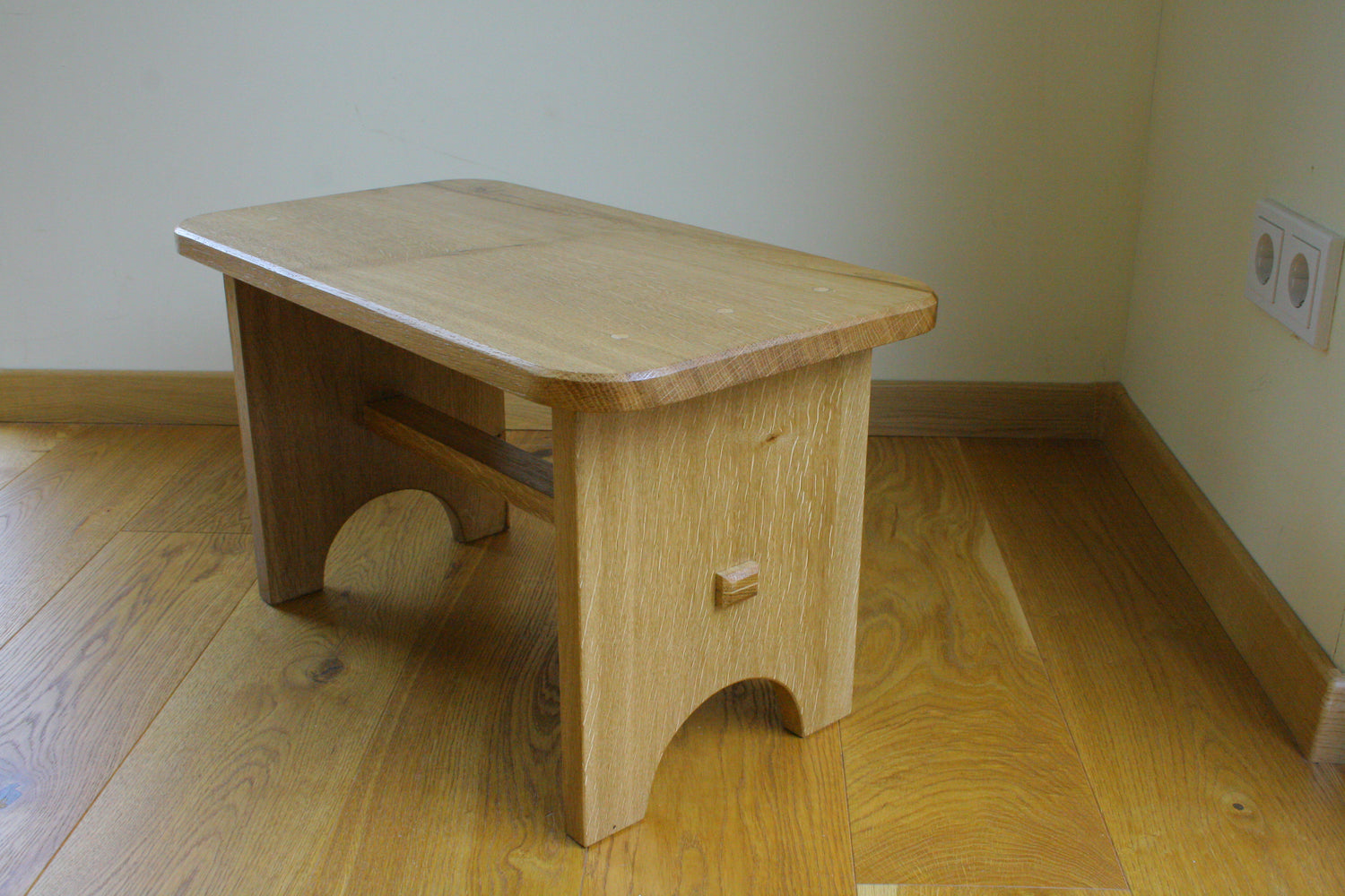 Oak stool